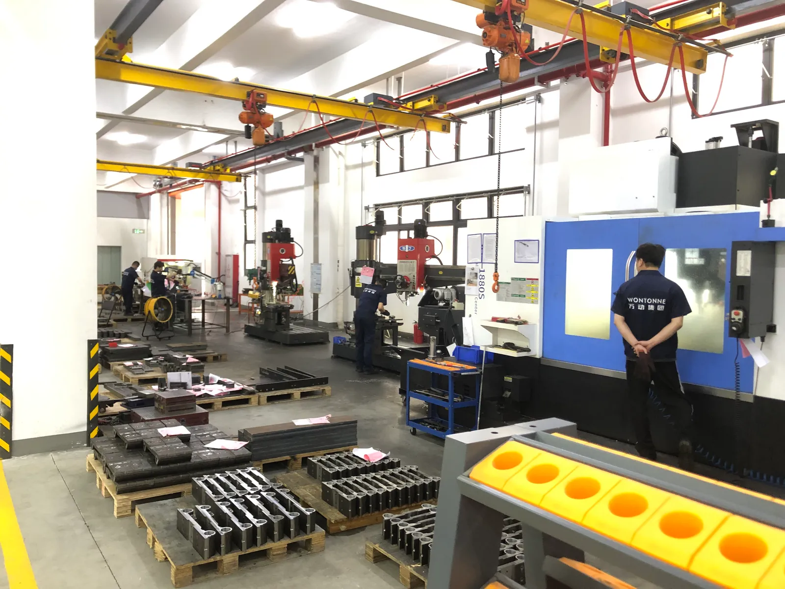 Impetus forklift intelligent assembly line — Industry 4.0 production