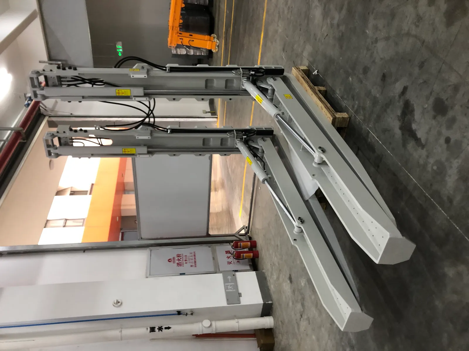 Impetus forklift intelligent assembly line — Industry 4.0 production
