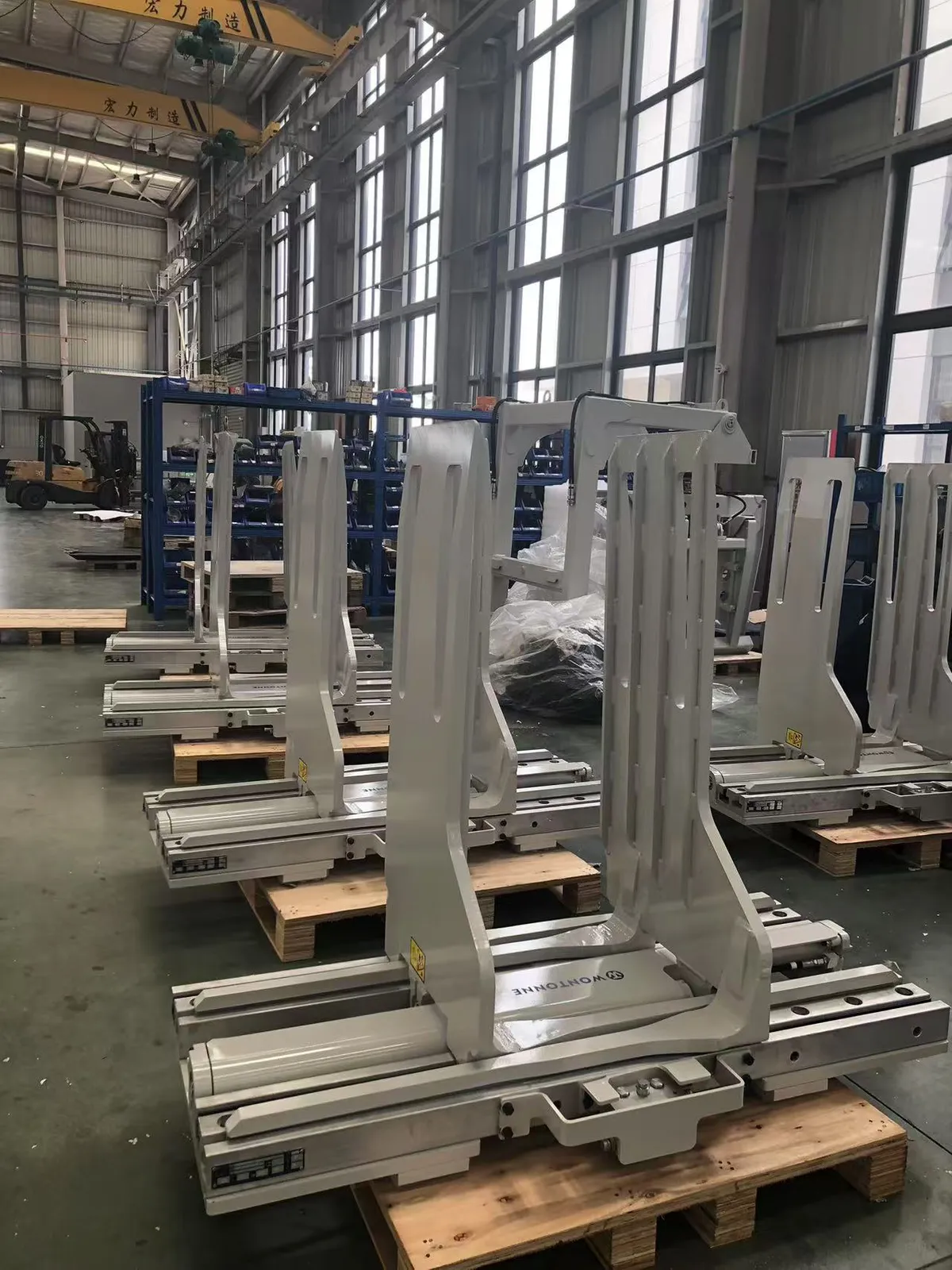 Impetus ready-to-ship forklift inventory warehouse — fast global delivery