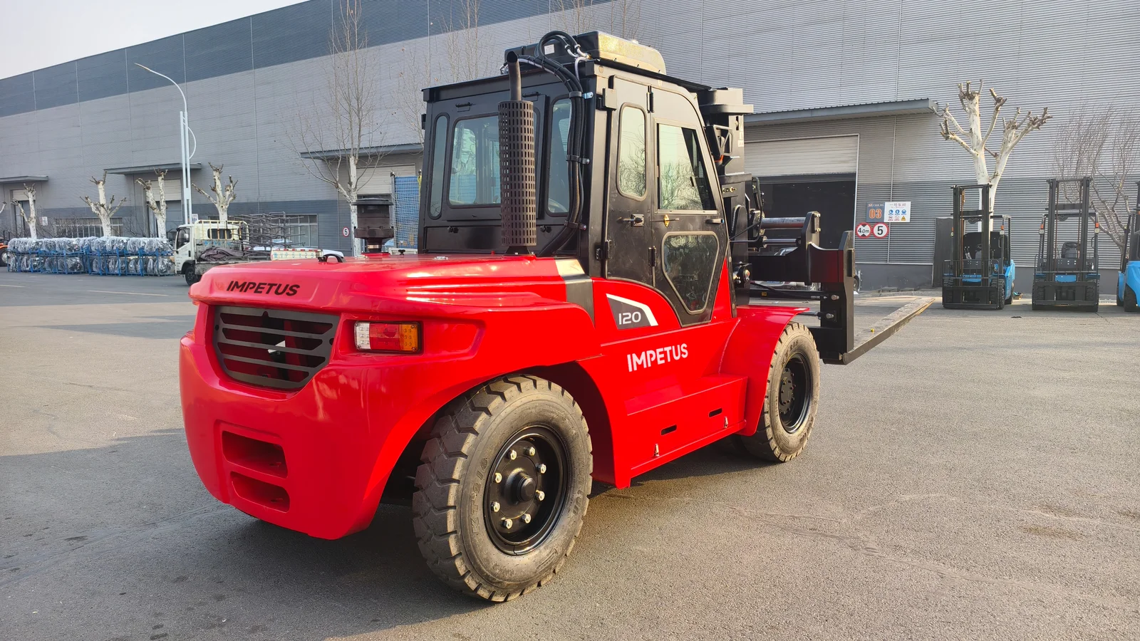 12 Ton Diesel Forklift — Impetus FD120C detail view 3
