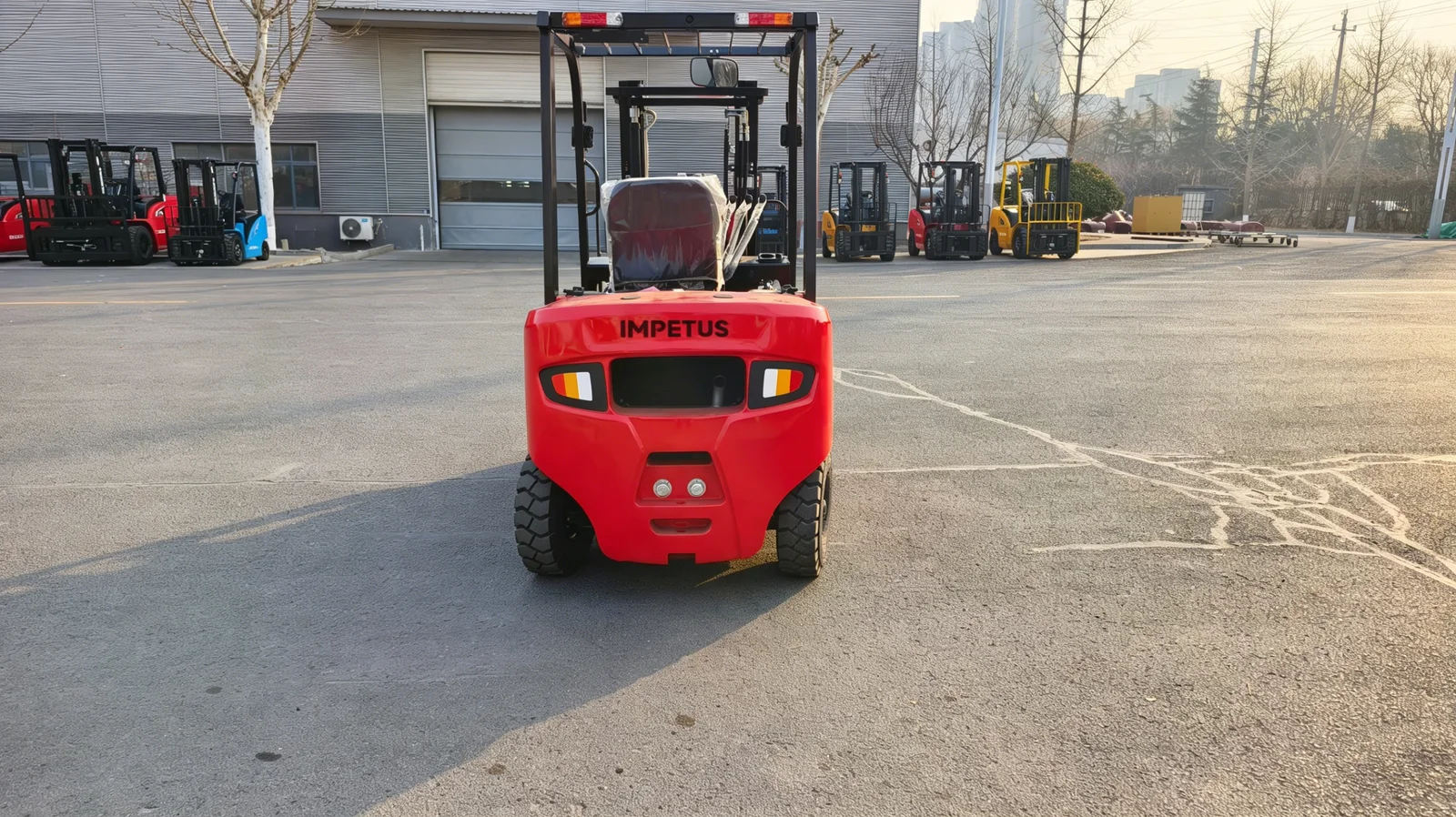 2 Ton Diesel Forklift — Impetus FD20 detail view 2