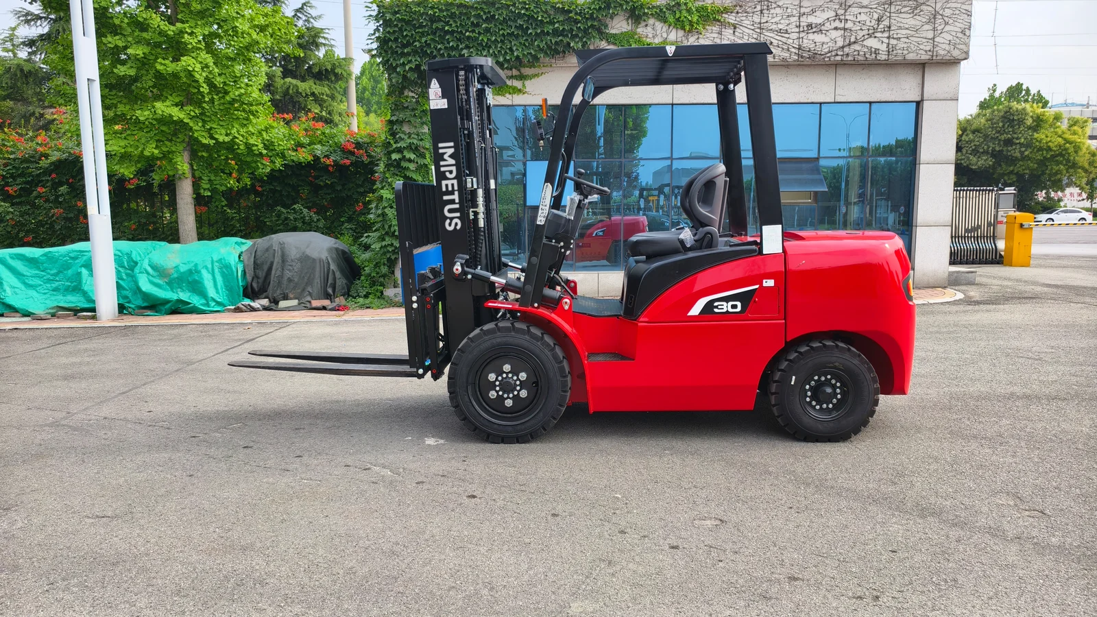 3 Ton Diesel Forklift — Impetus FD30 detail view 5