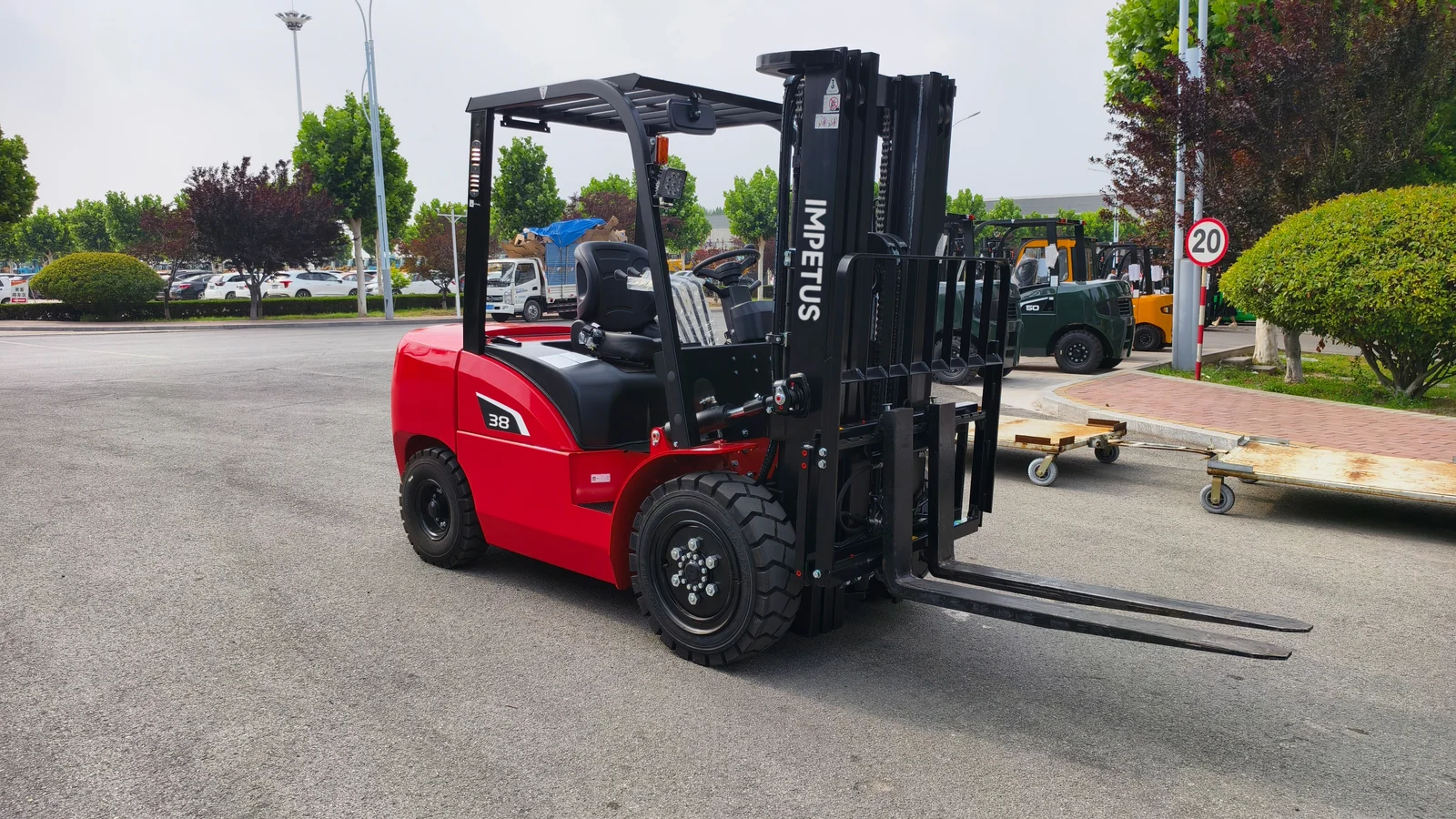 3.8 Ton Diesel Forklift — Impetus FD38 detail view 2