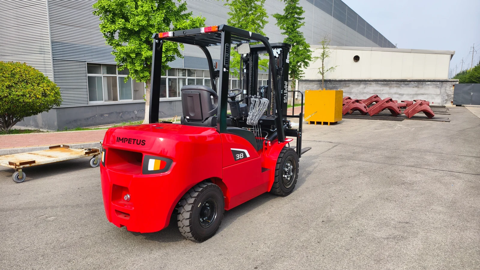 3.8 Ton Diesel Forklift — Impetus FD38 detail view 3