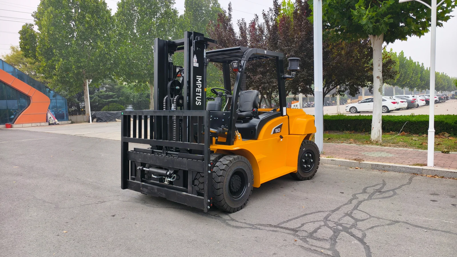 5 Ton Diesel Forklift — Impetus FD50 detail view 3