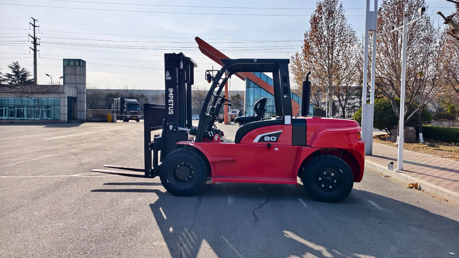 8 Ton Diesel Forklift — Impetus FD80 detail view 2