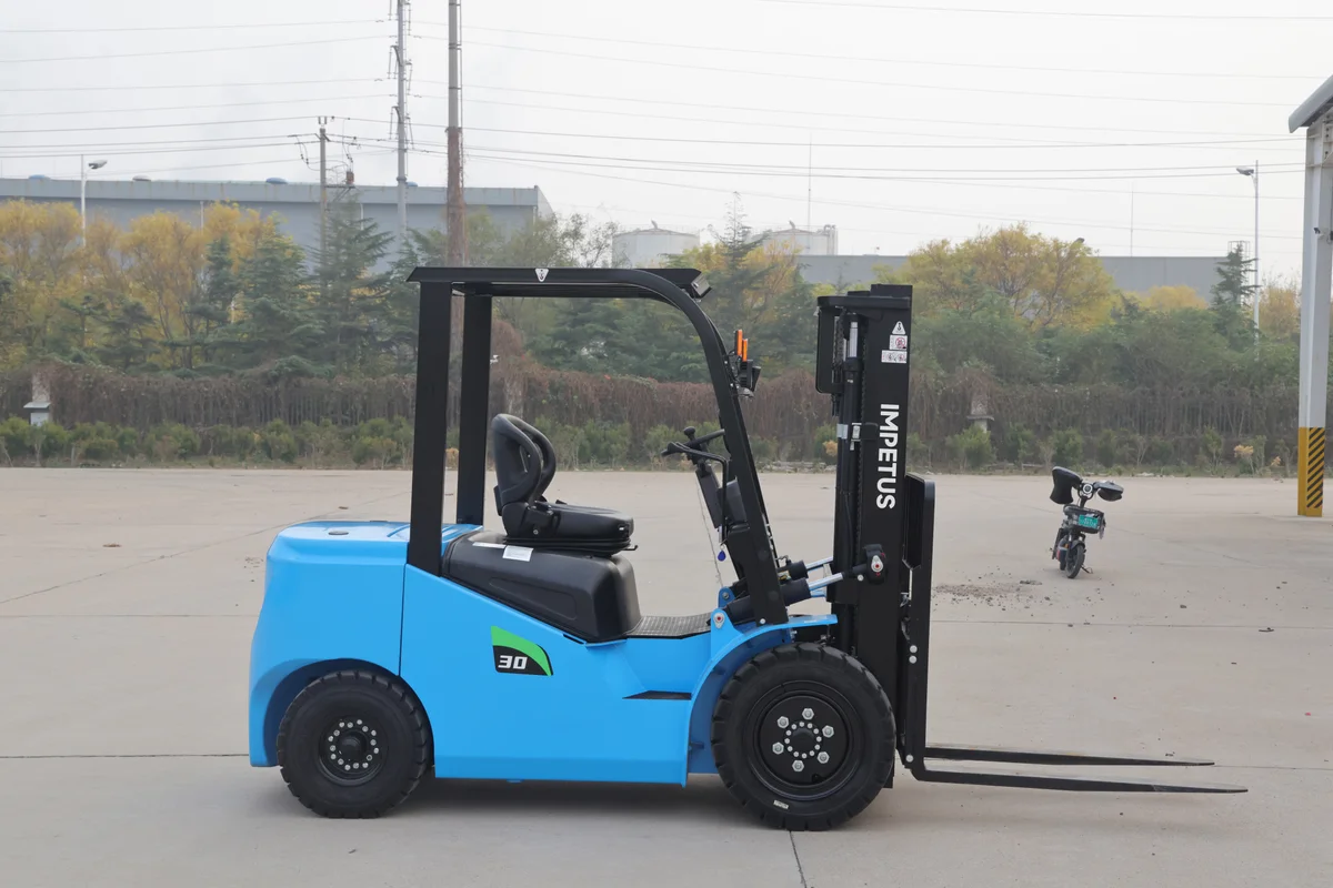 3 Ton Electric Forklift — Impetus FB30 3000 kg Lithium forklift