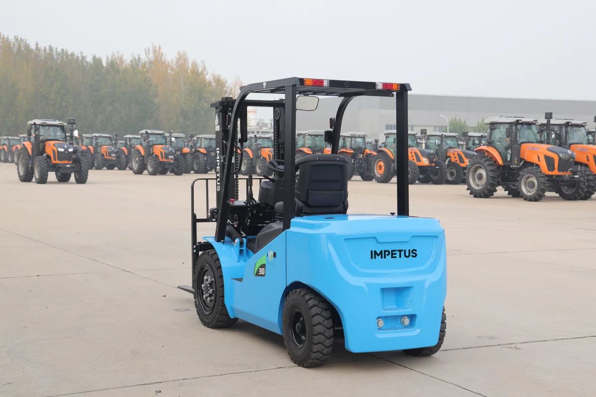3 Ton Electric Forklift — Impetus FB30 detail view 5