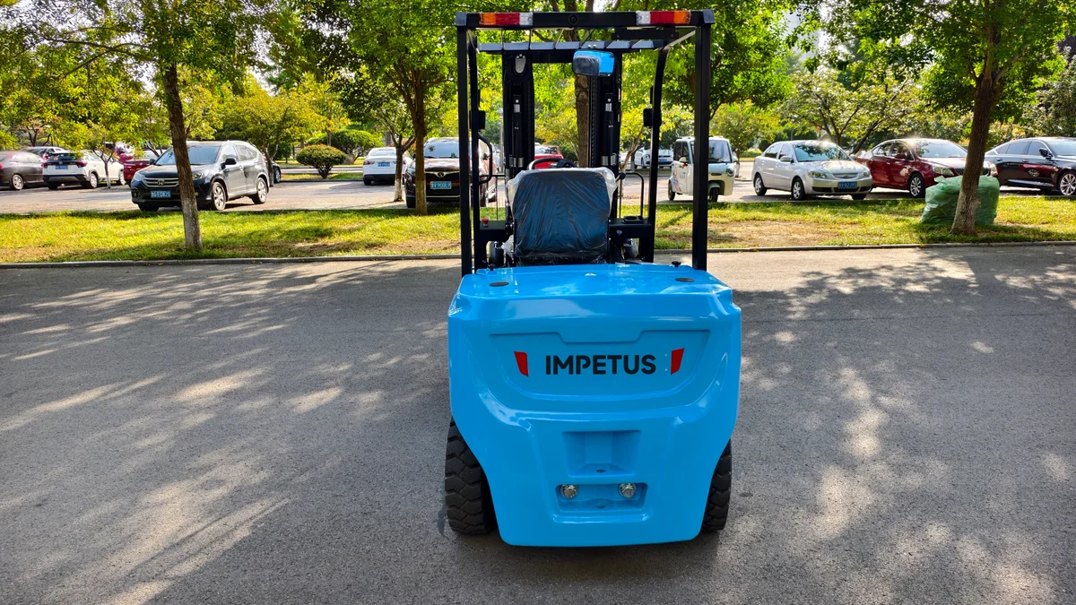3.5 Ton Electric Forklift — Impetus FB35 detail view 5
