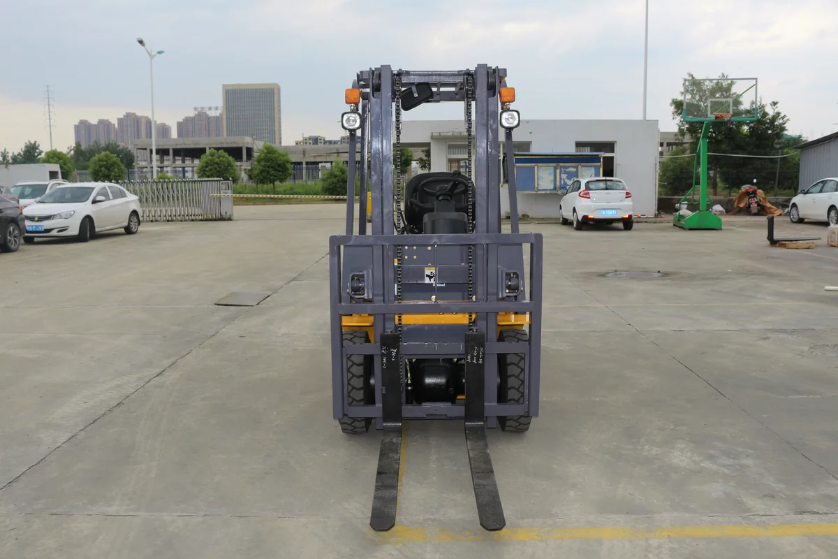 1.5 Ton Diesel Forklift — Impetus FD15 detail view 3