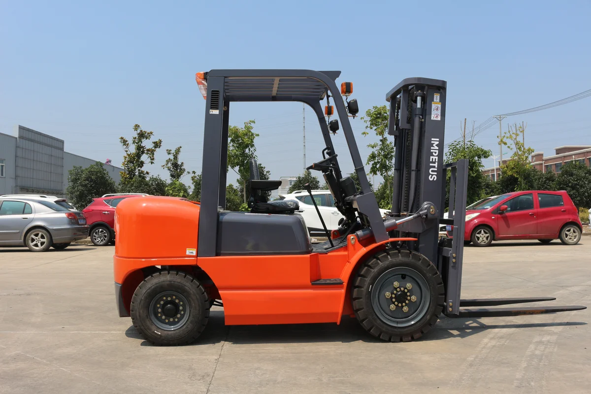 3 Ton Diesel Forklift — Impetus FD30 detail view 4