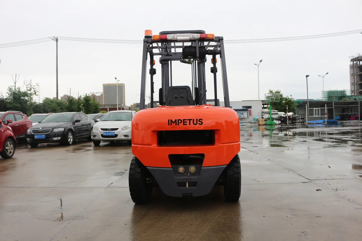 4 Ton Diesel Forklift — Impetus FD40 detail view 4