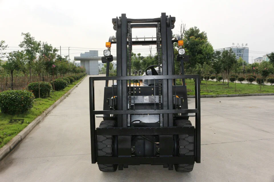 4.5 Ton Diesel Forklift — Impetus FD45 detail view 5