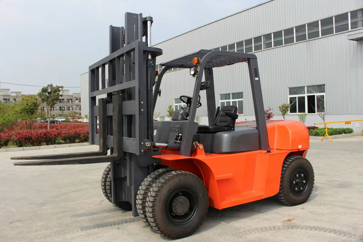 7 Ton Diesel Forklift — Impetus FD70 detail view 2