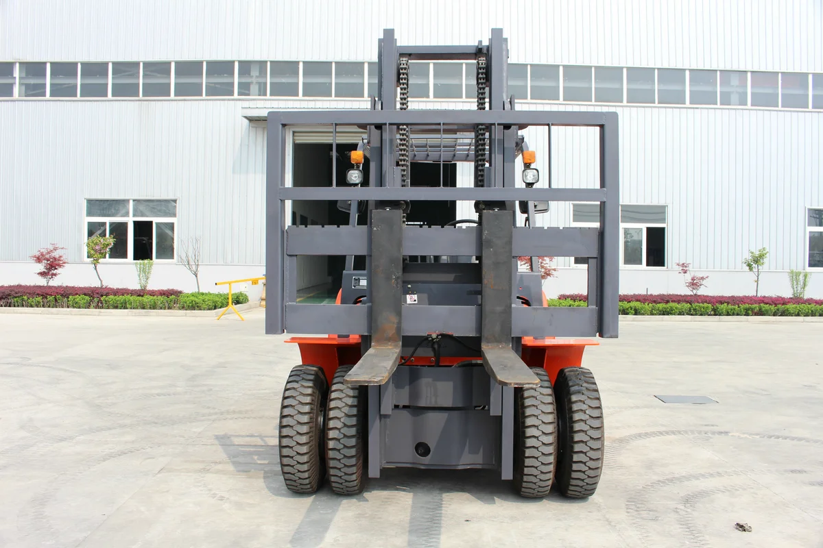 7 Ton Diesel Forklift — Impetus FD70 detail view 5