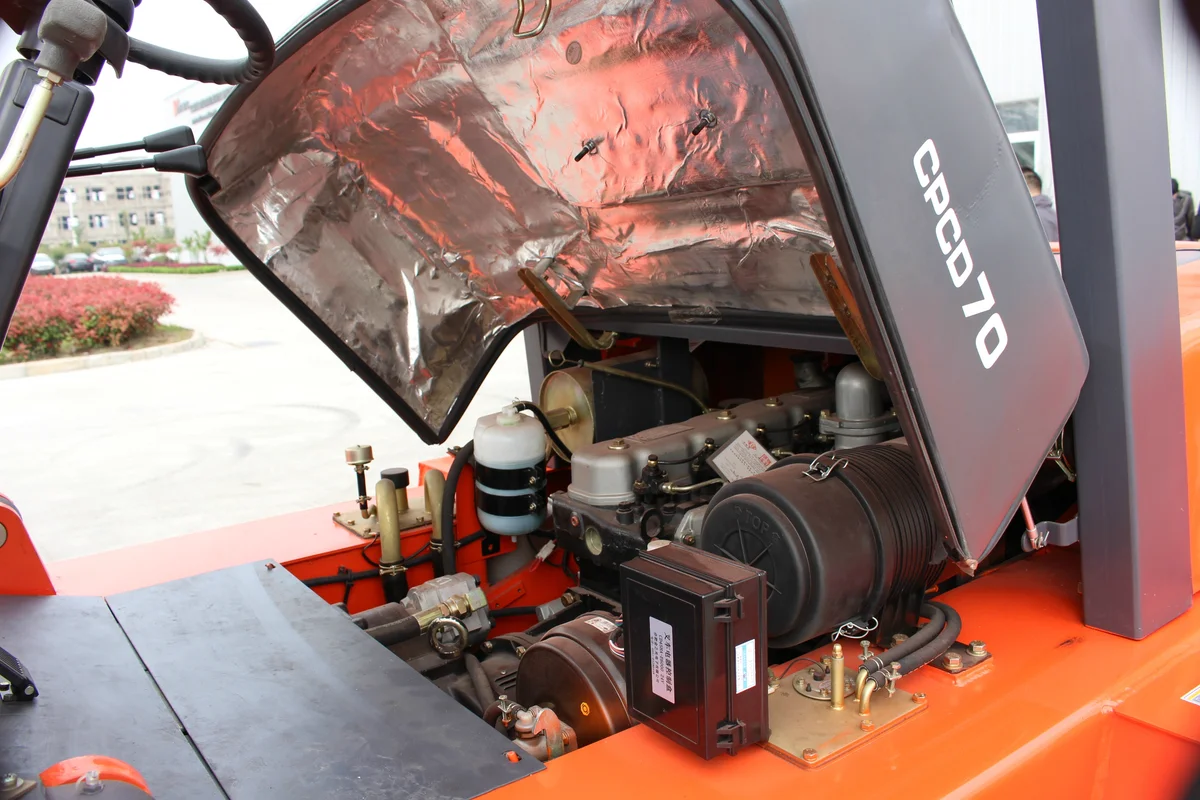 7 Ton Diesel Forklift — Impetus FD70 detail view 10