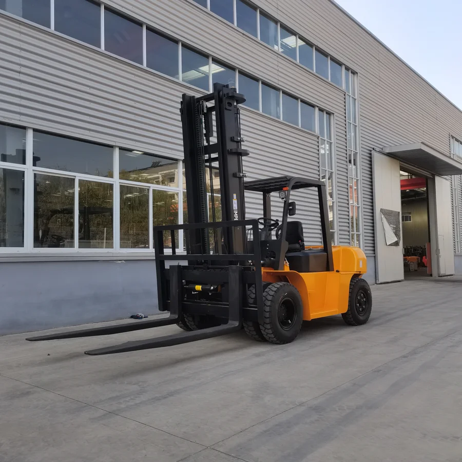 8 Ton Diesel Forklift — Impetus FD80 detail view 2
