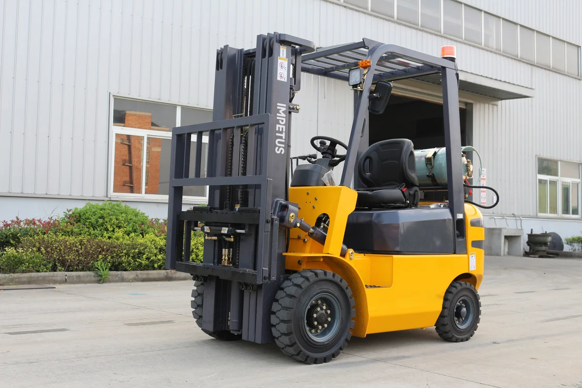 1.8 Ton LPG Forklift — Impetus FG18 detail view 3