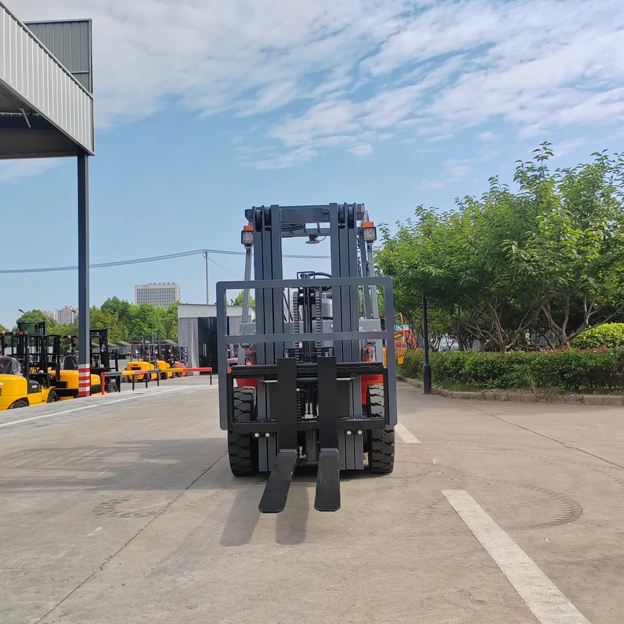 2.5 Ton LPG Forklift — Impetus FG25 detail view 2