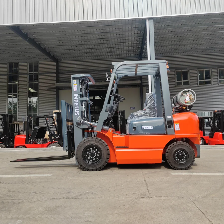 2.5 Ton LPG Forklift — Impetus FG25 detail view 3