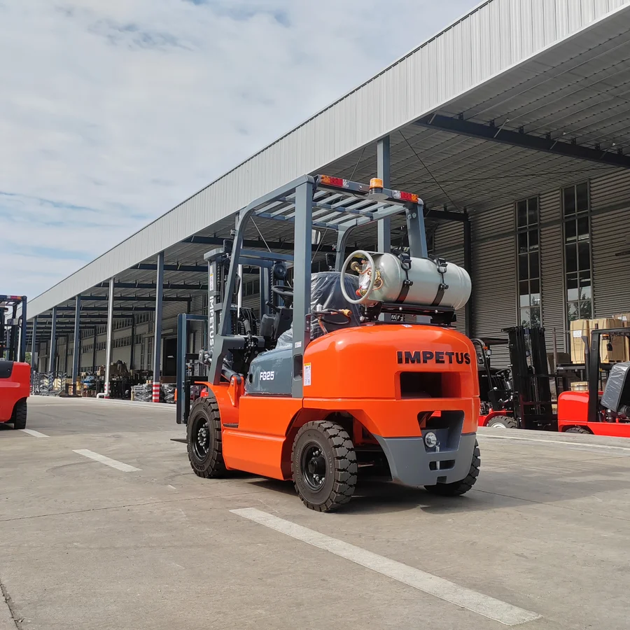 2.5 Ton LPG Forklift — Impetus FG25 detail view 5