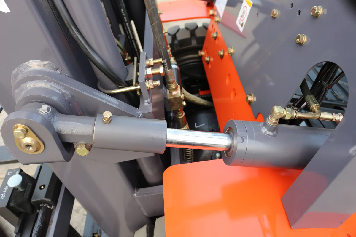 4 Ton LPG Forklift — Impetus FG40 4000 kg LPG / Gasoline forklift