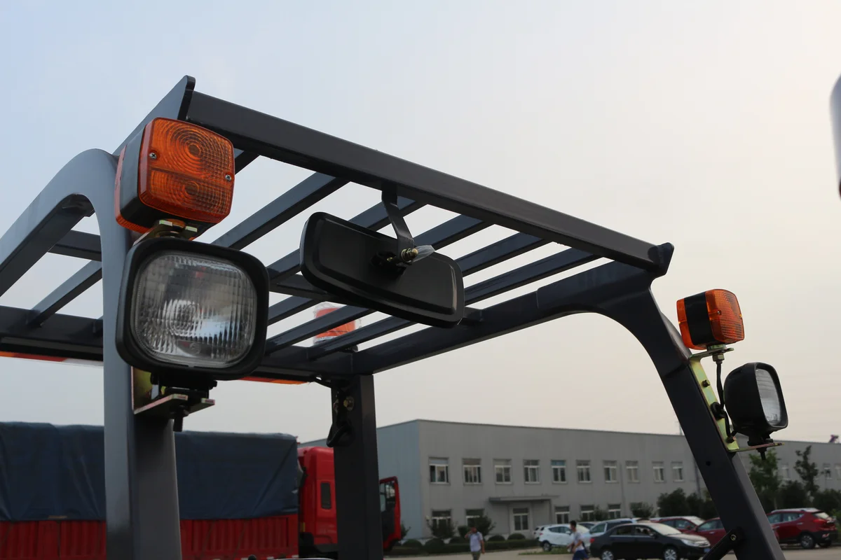 4 Ton LPG Forklift — Impetus FG40 detail view 9