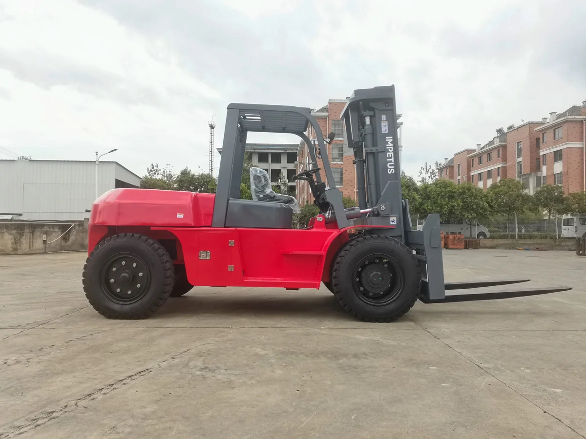 10 Ton Electric Forklift — Impetus FB100 detail view 2