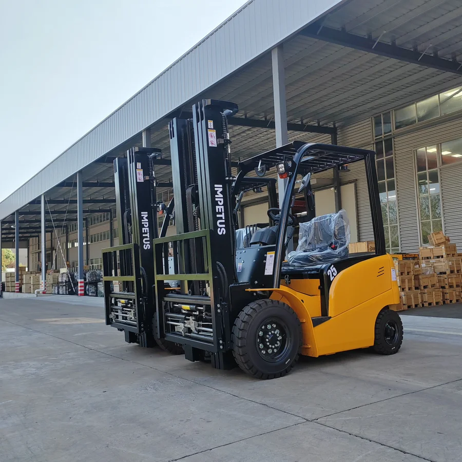 2.5 Ton Electric Forklift — Impetus FB25 detail view 4