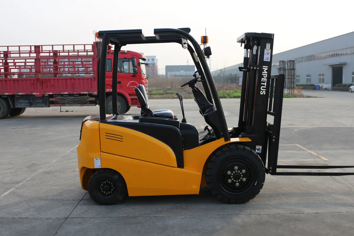 3 Ton Electric Forklift — Impetus FB30 detail view 4