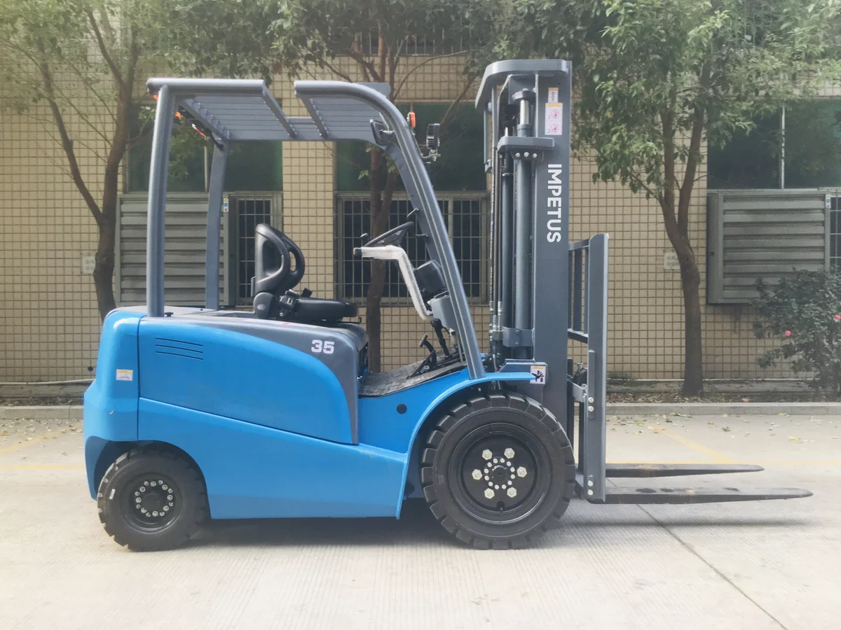3.5 Ton Electric Forklift — Impetus FB35 detail view 3