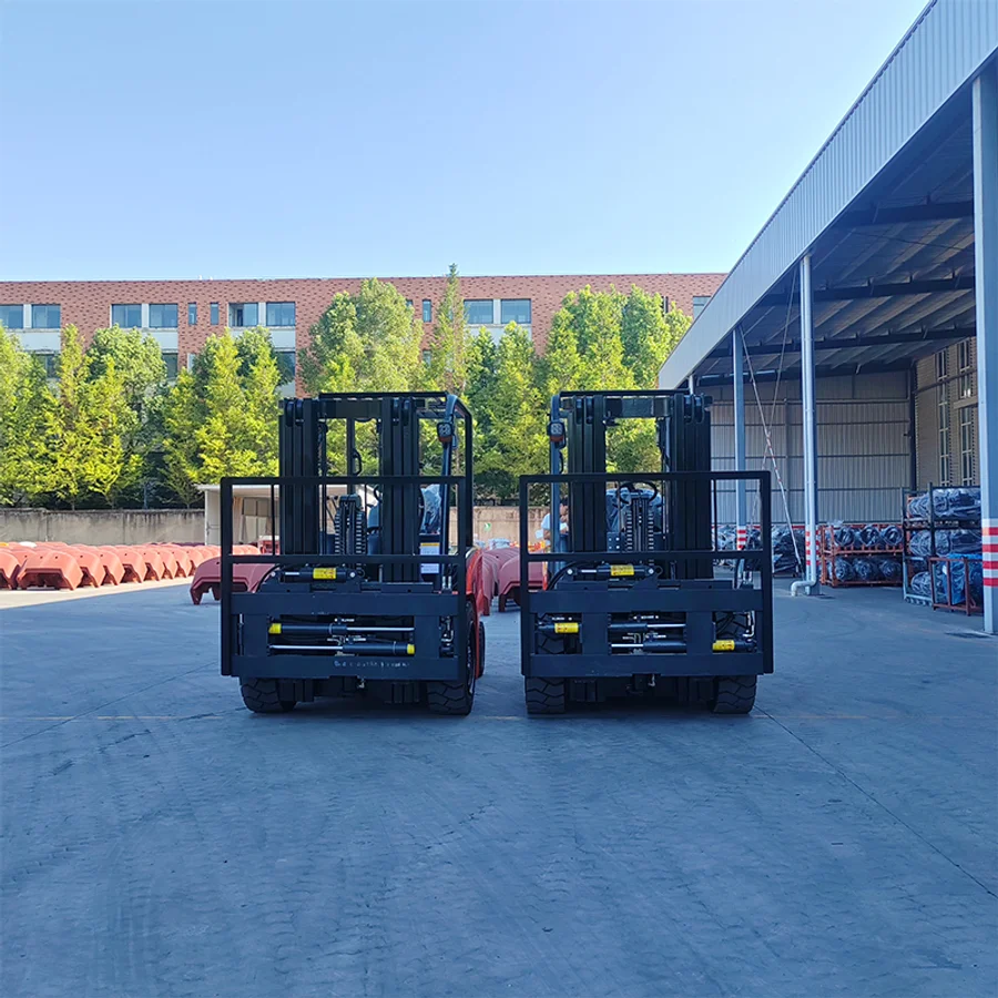 4 Ton Electric Forklift — Impetus FB40 detail view 3