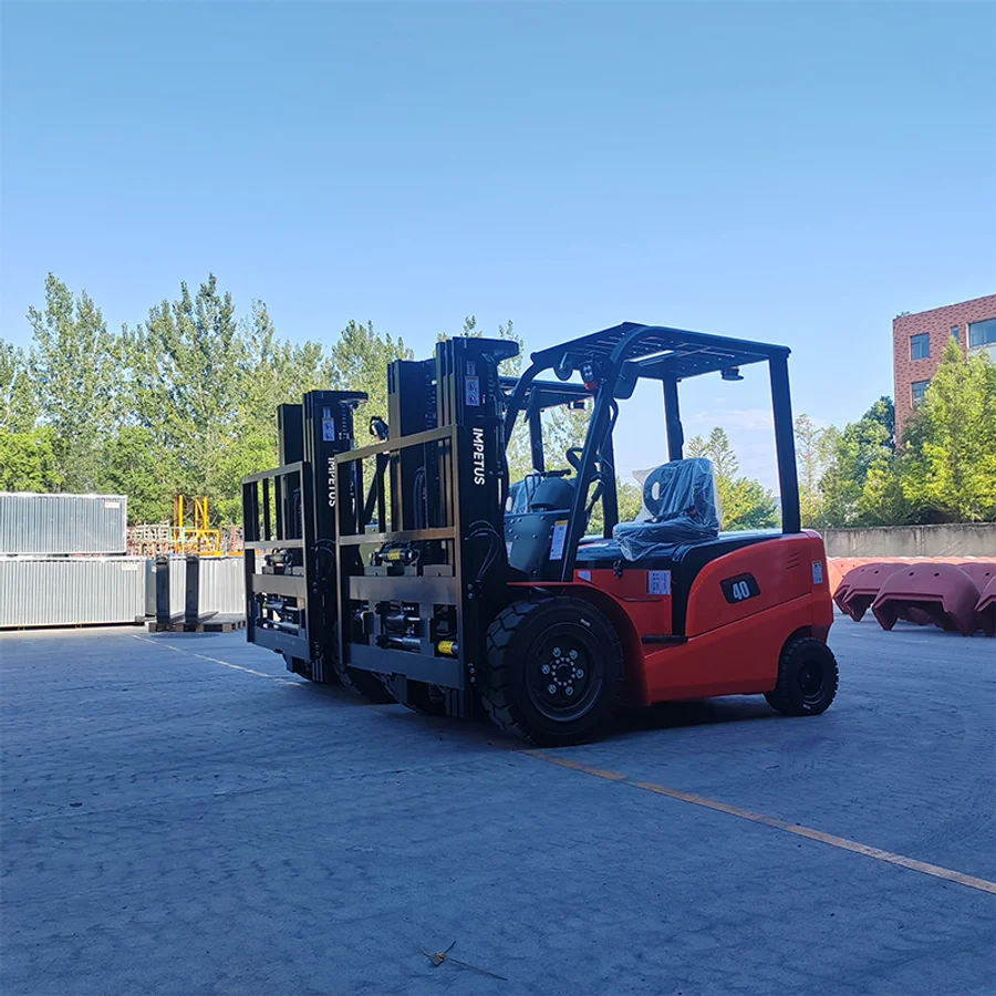 4 Ton Electric Forklift — Impetus FB40 detail view 4