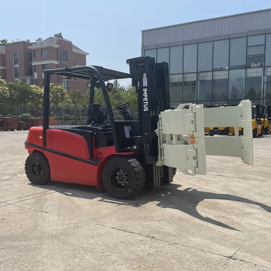4.5 Ton Electric Forklift — Impetus FB45 detail view 4