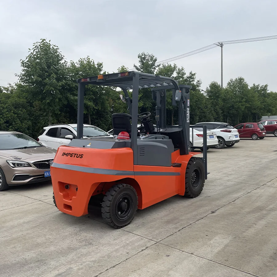 4.5 Ton Electric Forklift — Impetus FB45 detail view 5