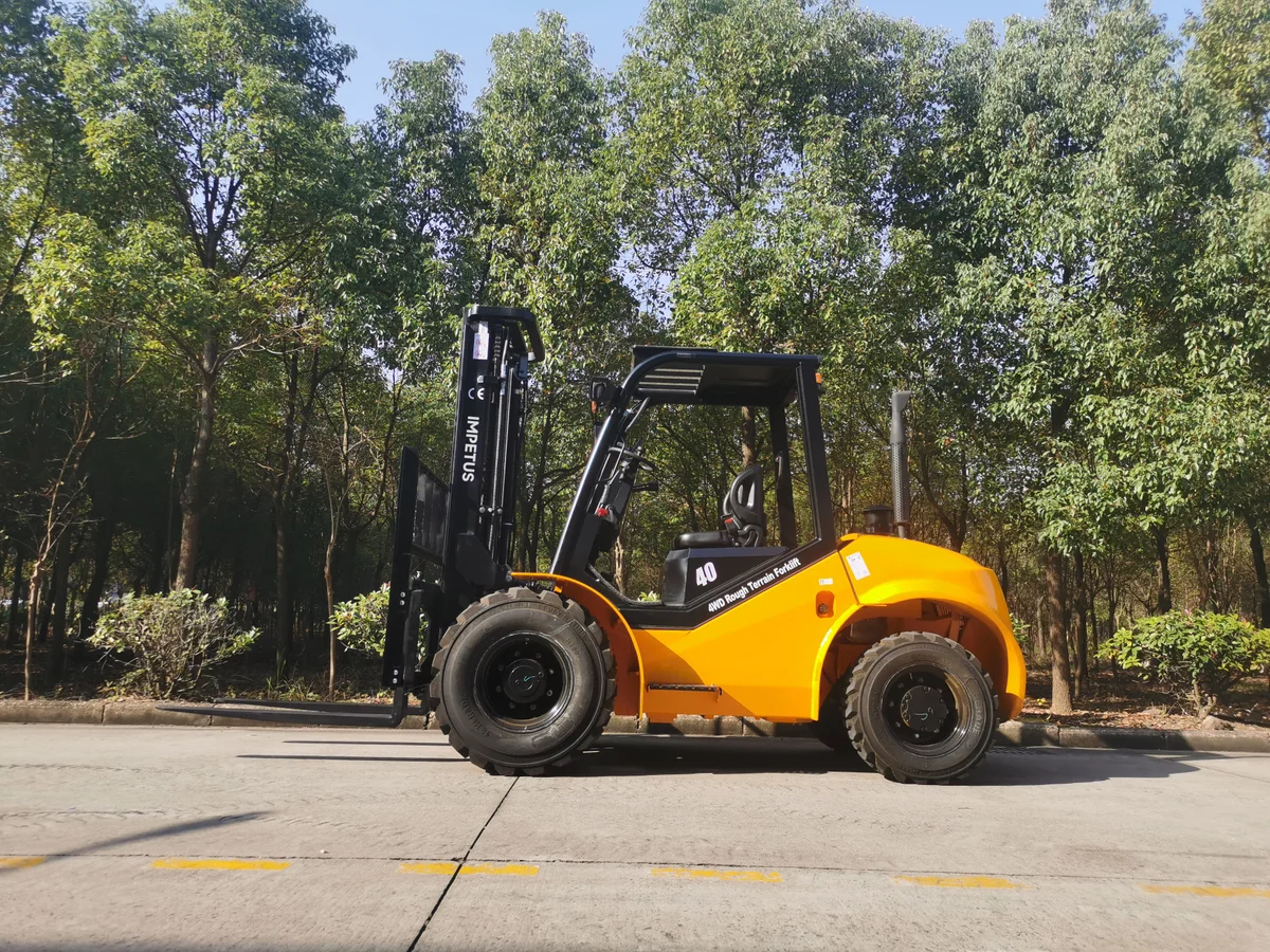 4 Ton Off-Road Forklift (2WD/4WD) — Impetus RT40 4000 kg Diesel forklift