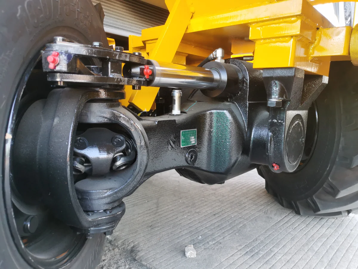 4 Ton Off-Road Forklift (2WD/4WD) — Impetus RT40 detail view 4