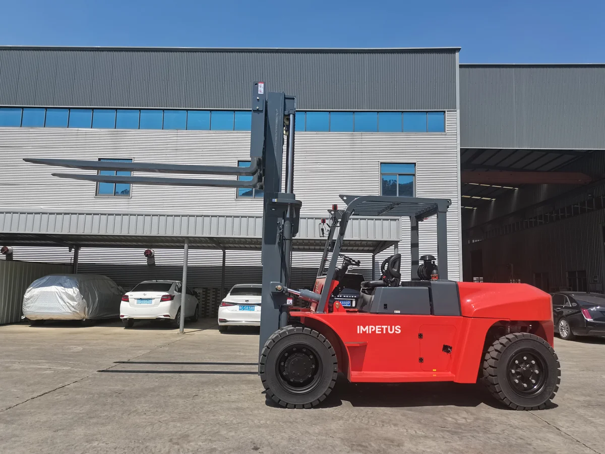 10 Ton Heavy Forklift — Impetus FD100 detail view 6