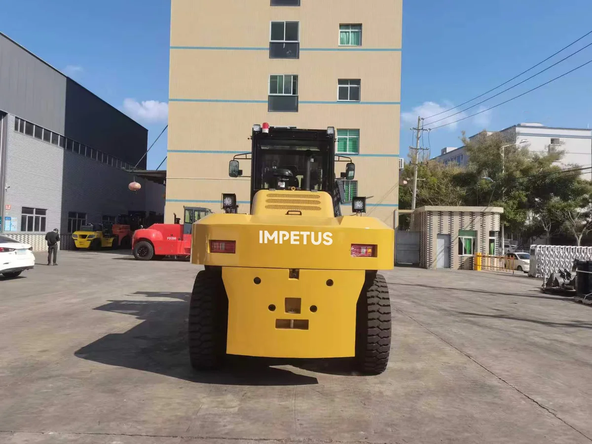 16 Ton Heavy Forklift — Impetus FD160 detail view 2