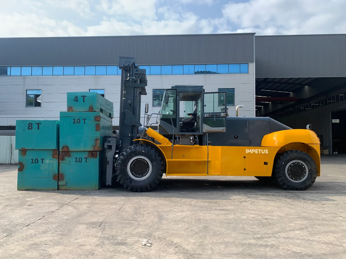 35 Ton Heavy Forklift — Impetus FD350 detail view 4